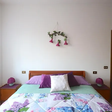 فندق مبيت وإفطار L'uva Fragolina *